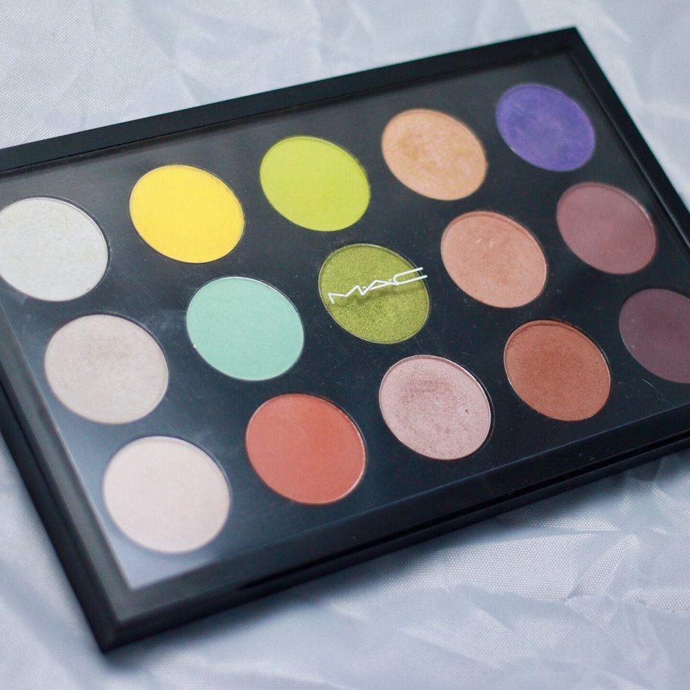 15 SHADES MAC Custom Eyeshadow Pro Palette